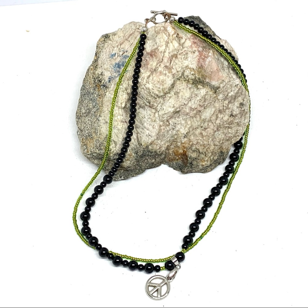 Layered Peace Sign Pendant Toggle Necklace Hippie Retro Green & Black Beads